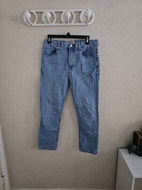 Everlane Women's Straight Leg Jeans in Light Blue Denim